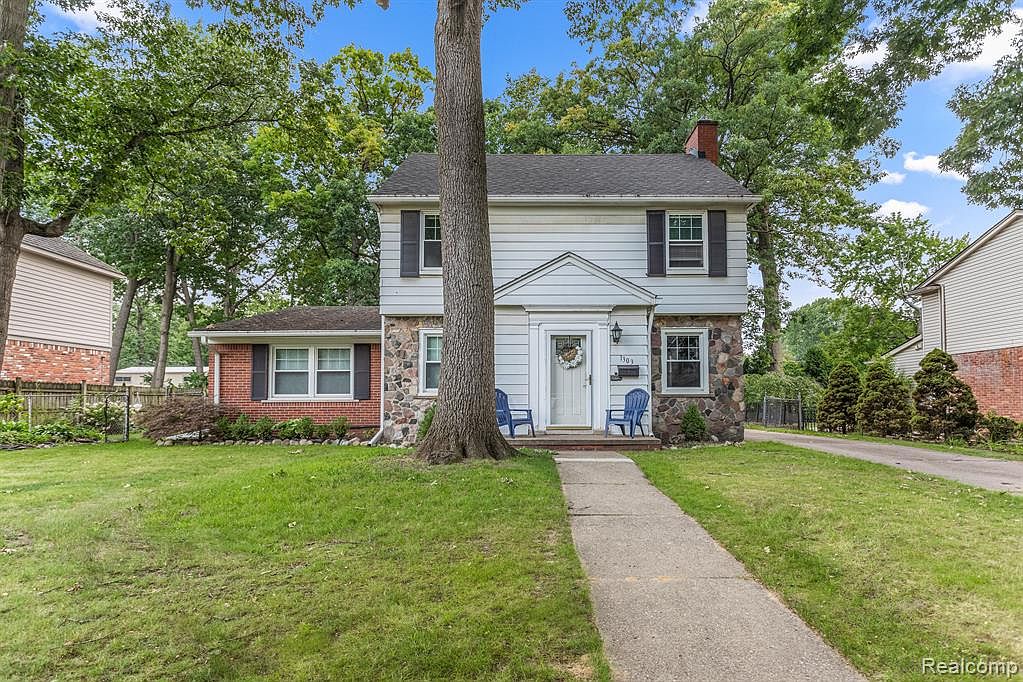 1303 Kingsbury Ave, Dearborn, MI 48128 MLS 20230057093 Zillow