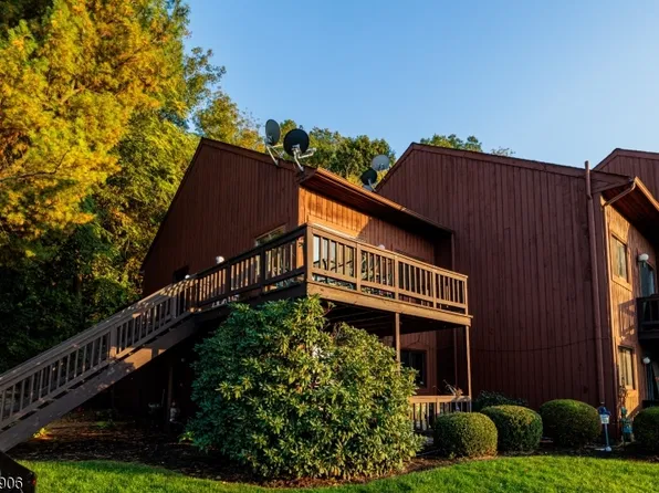 2 Brandywine Ct Unit 2, Vernon, NJ 07462