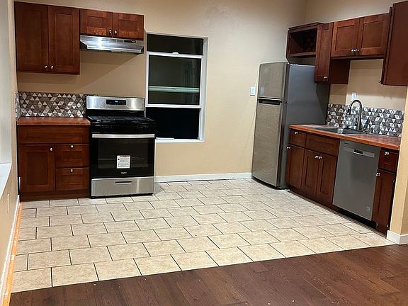 2nd image of 534-550 Sicard St #544