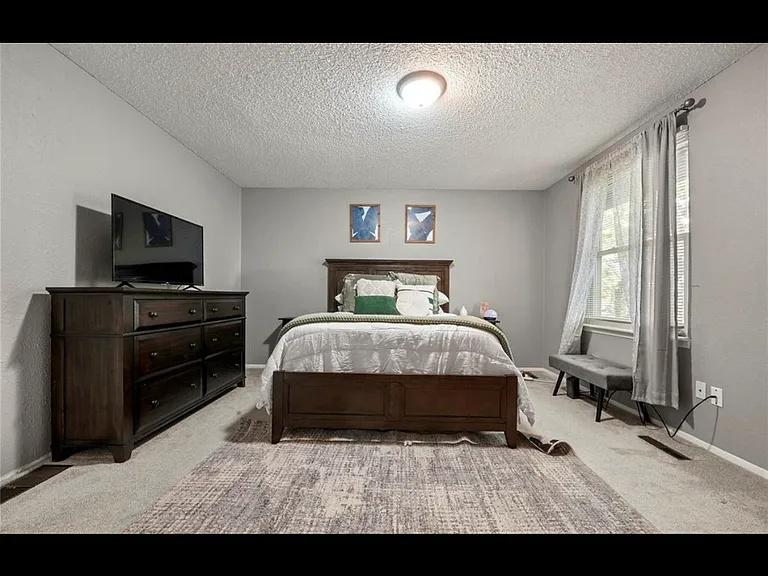 11687 E Cedar Ave — Photo 16