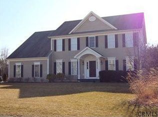 75 Egmont Ct, Delmar, NY 12054