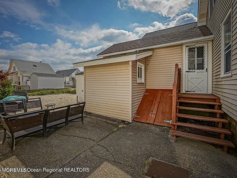 30 M St #SUMMER RENTAL — Photo 28