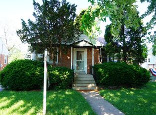 3220 Maple Ave, Brookfield, IL 60513