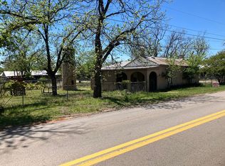 415 El Paso St, Mason, TX 76856