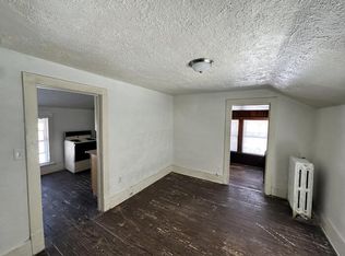 725 Vine St APT 3, Beloit, WI 53511