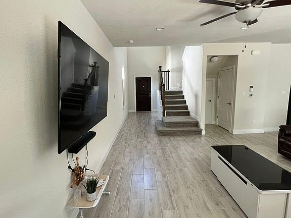 5th image of 15812 Celosia St