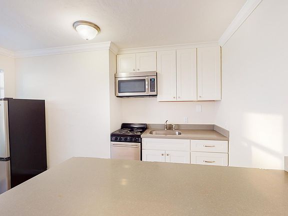 2nd image of 2250 Buchanan St APT 17