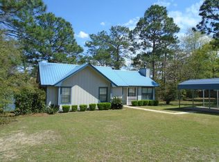 333 Paradise Island Dr, Defuniak Springs, FL 32433