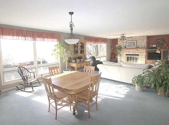 4th image of 12732 Southview Dr