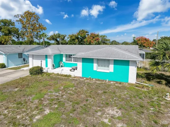 7815 Foxbloom Dr, Port Richey, FL 34668