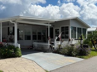 1029 Hook Ln, Winter Haven, FL 33881