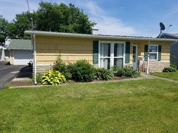 447 Lawrence St, Bellevue, OH 44811