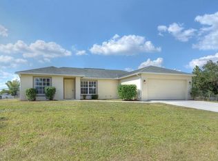 901 Sally Ave N, Lehigh Acres, FL 33971