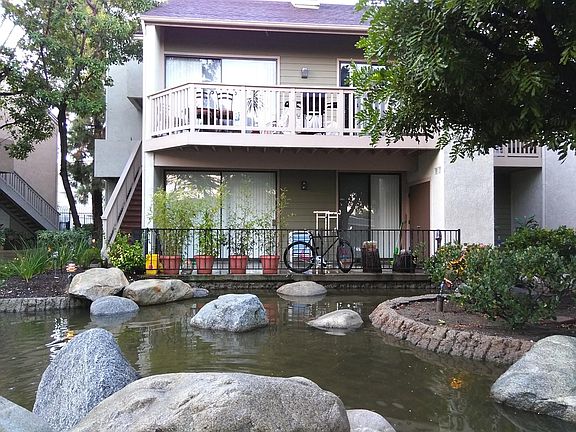 3rd image of 10610 Lakeside Dr N Unit I