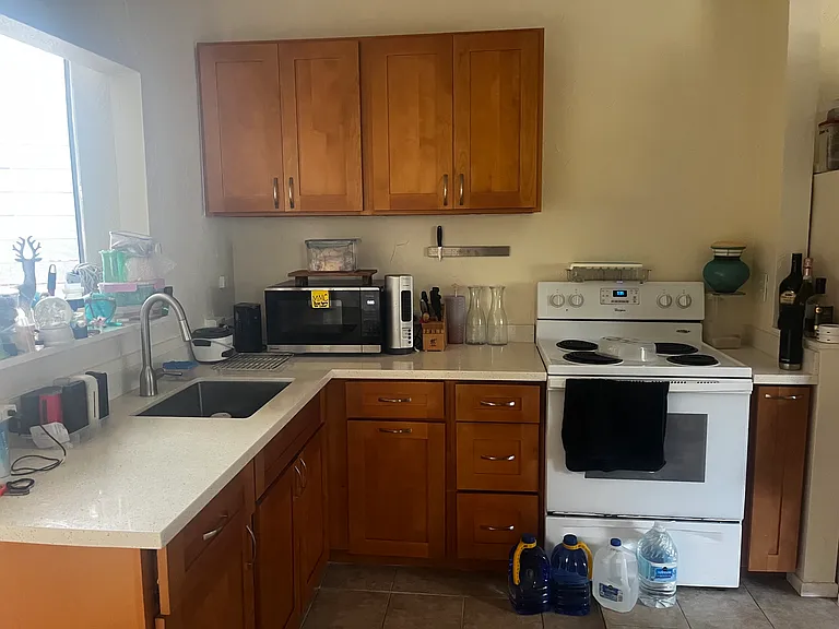 640 Punaa St — Photo 3