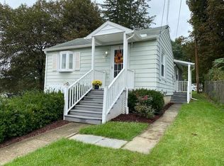 2 Paynter Ave, Endicott, NY 13760