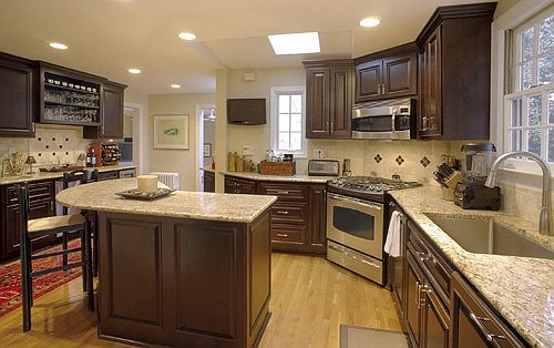 2nd image of 28 Lexington Rd