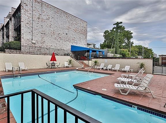 5th image of 5019 Walnut St APT C