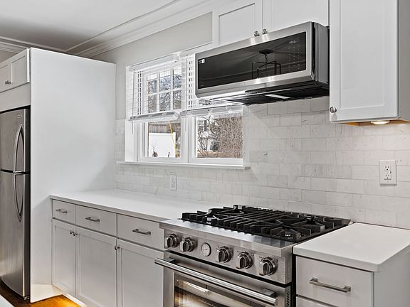 4th image of 383 Upper Gulph Rd