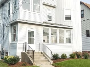 55 Quaker Ln S, West Hartford, CT 06119