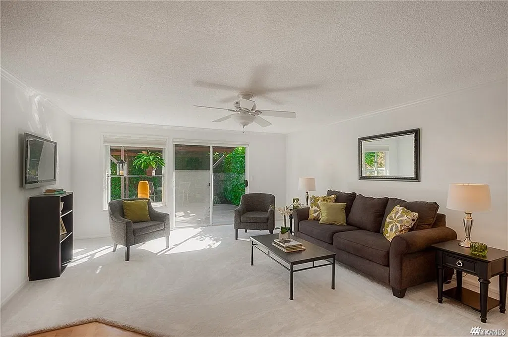 4 bed, 1870 sqft, $3,900 — Photo 2