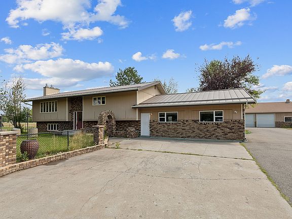3rd image of 1590 Marianne Dr