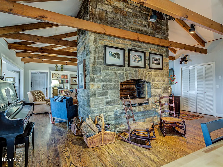 299 Gideon Ridge Rd — Photo 8
