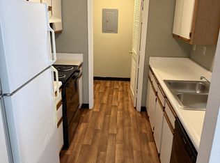 CLIFFWOOD APARTMENTS, Radcliff, KY 40160