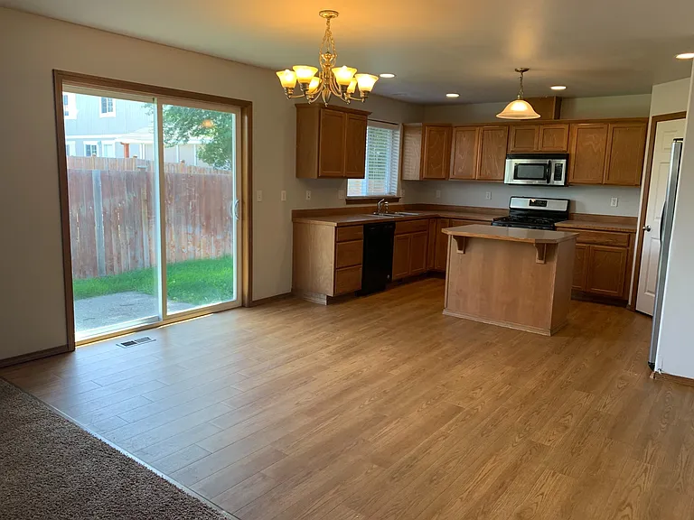 201 W Maci Ct — Photo 8