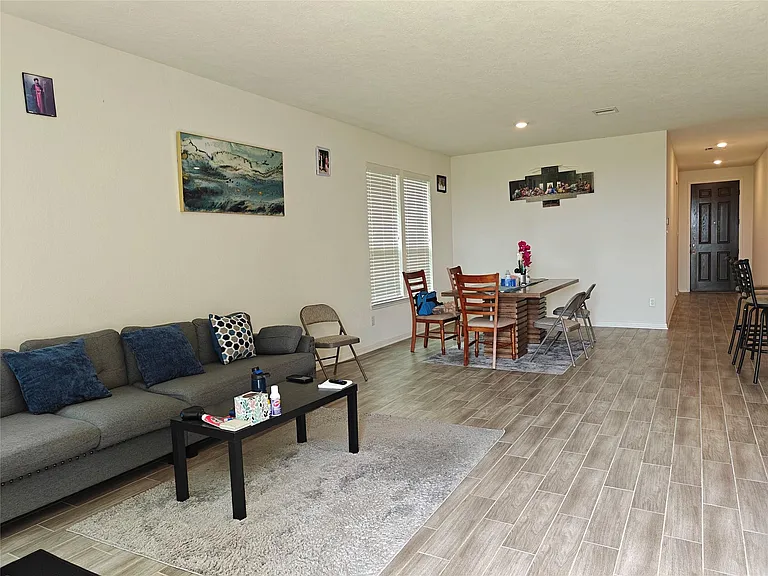 1270 Glendora Dr — Photo 23