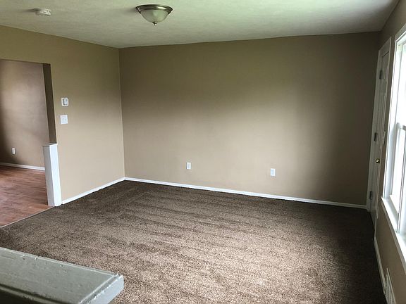 5th image of 2340 Beech Ave #22340