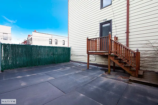 Rented by Native Real Estate LLC | media 23