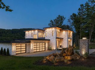 447 Rockley Rd, Morgantown, WV 26508
