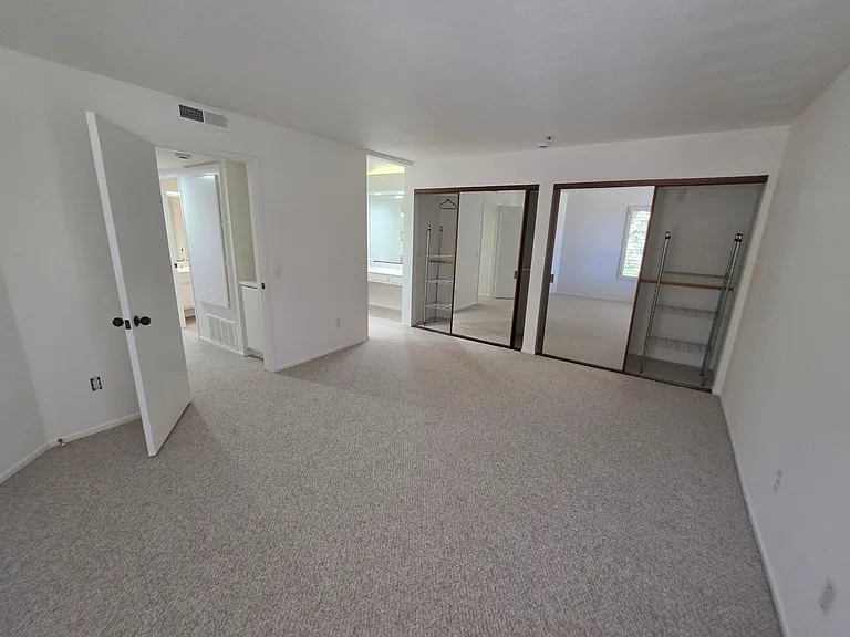 280 Cagney Ln #216 — Photo 15