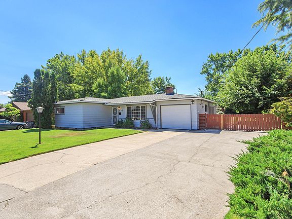 2nd image of 110 Windsor Way