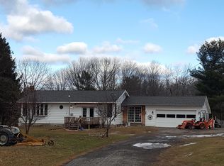 124 Chester Rd, Blandford, MA 01008