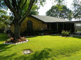 9507 Church St, Needville, TX 77461