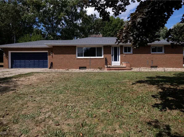 943 Howard Dr, Tallmadge, OH 44278