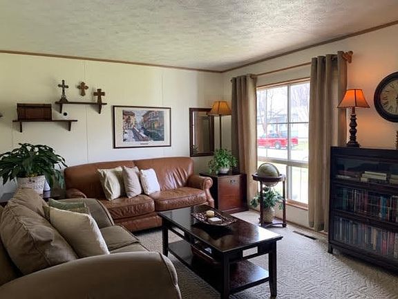 5th image of 8705 Wakefield Dr