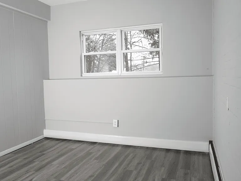 65 Hillside Ave — Photo 7