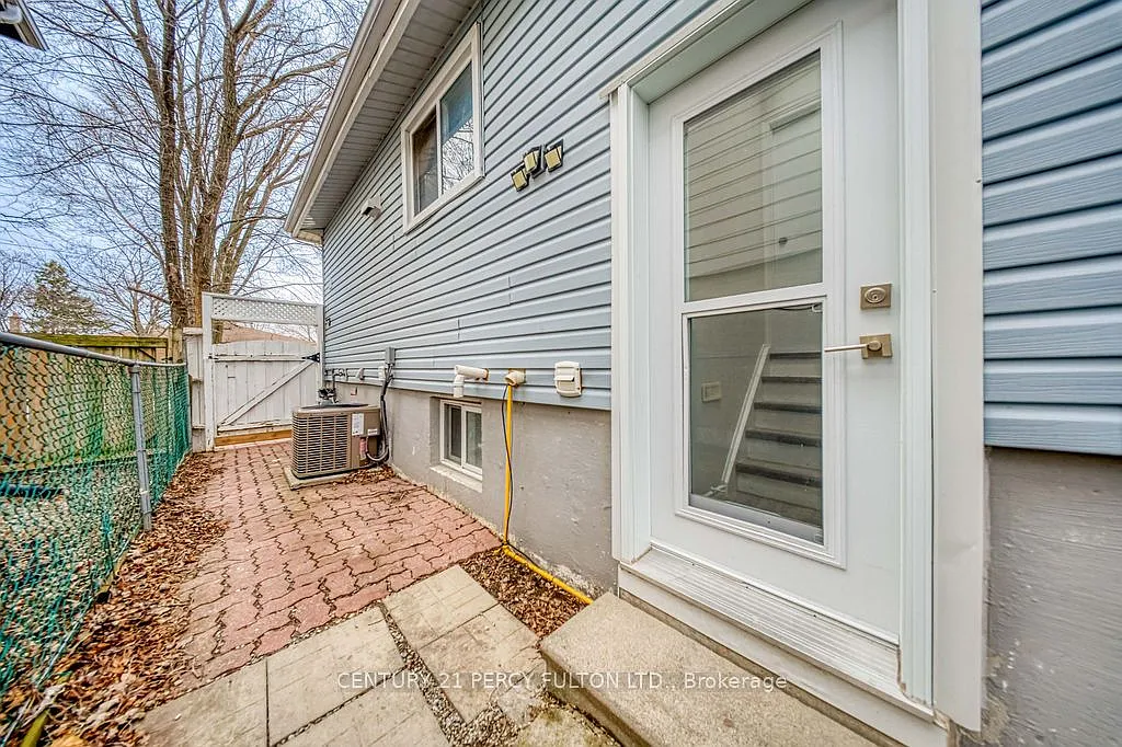 Building Photo - 871 Liverpool Rd #LOWER