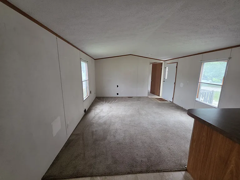 7322 Hurst Ln — Photo 8