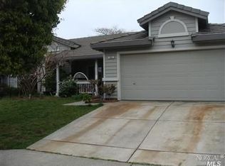 242 Persimmon Pl, Windsor, CA 95492