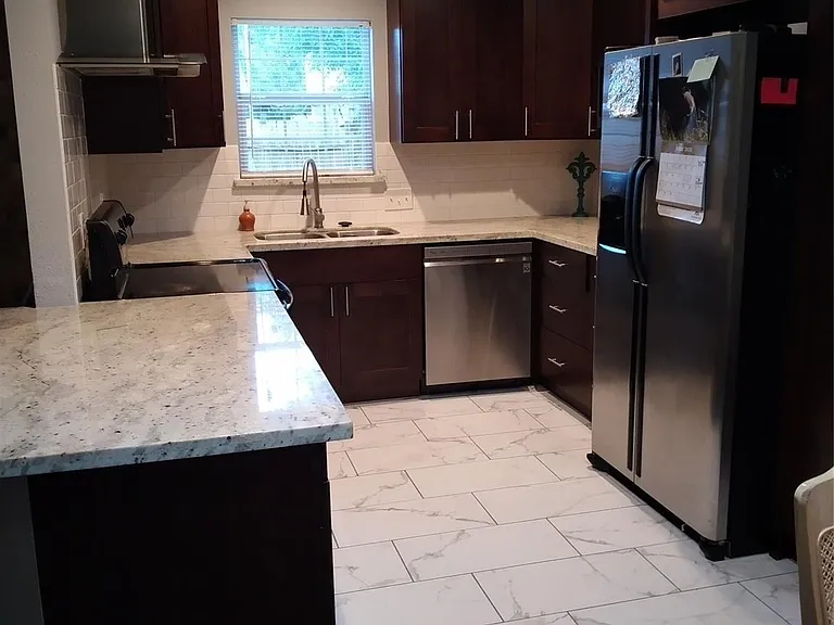 11018 Kirkwell Dr — Photo 3