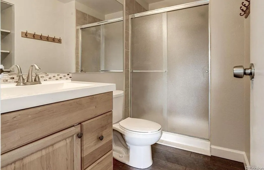 2 bed, 904 sqft, $1,795 — Photo 3