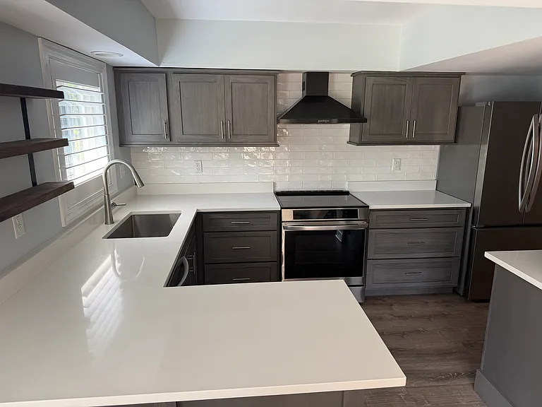 703 S Lake Shore Dr #H — Photo 6