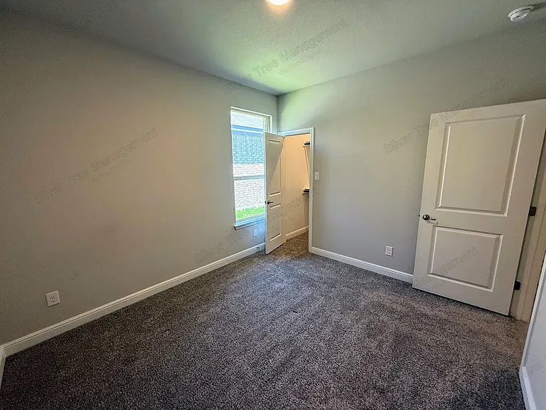 10921 Rockchapel Dr — Photo 27