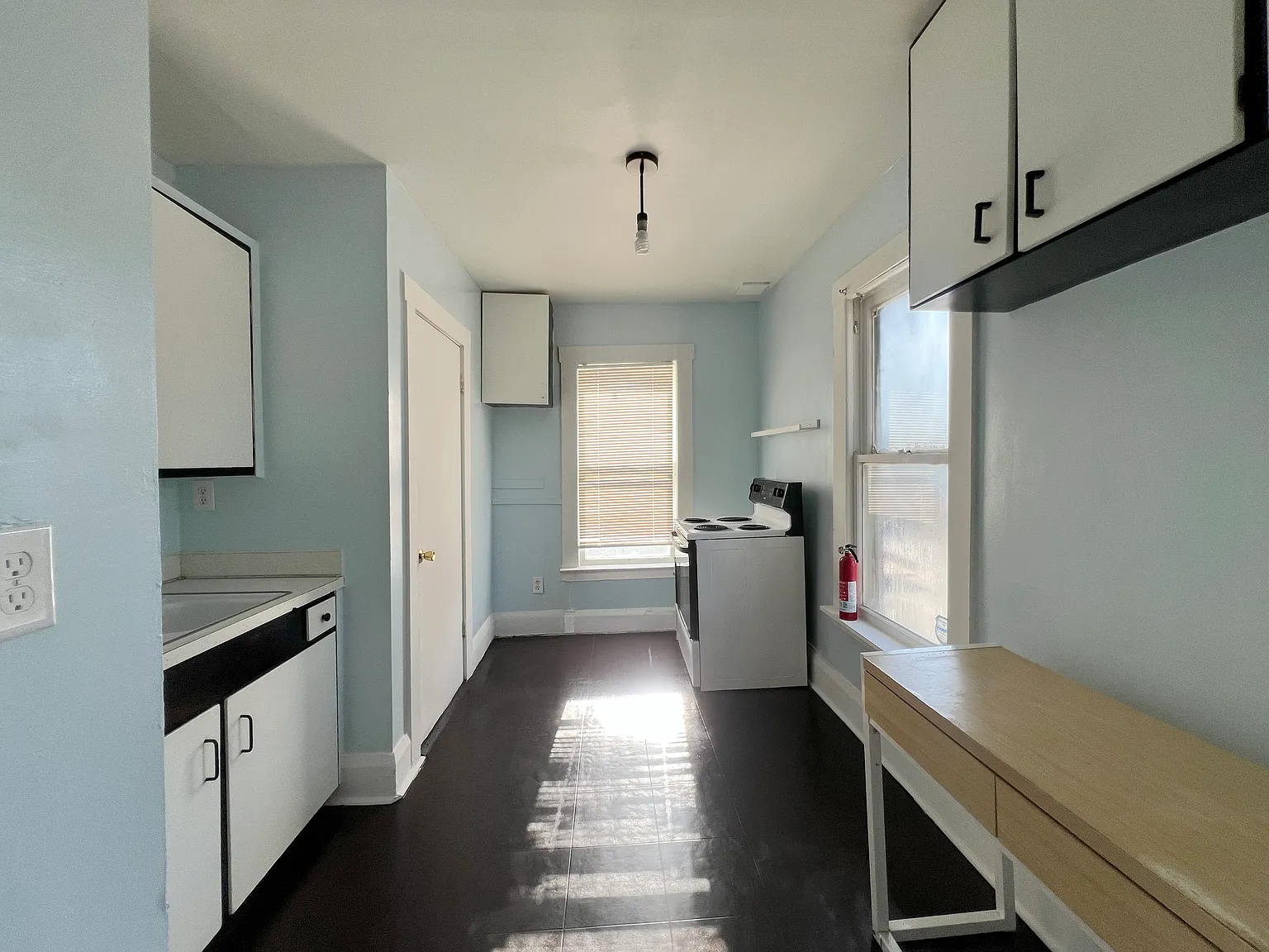 2 bed, 480 sqft, $900 — Photo 3