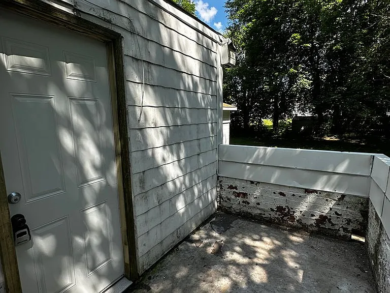 723 Shirland Ave — Photo 5