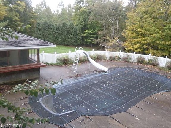 2nd image of 10888 Lakebrook Dr